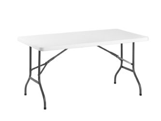 Stůl s ocelovou konstrukcí