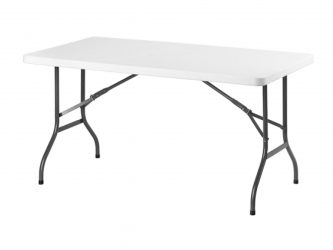 Stůl s ocelovou konstrukcí