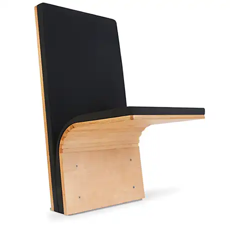 Uchycení k podlaze, pohodlný čalouněný sedák a opěradlo