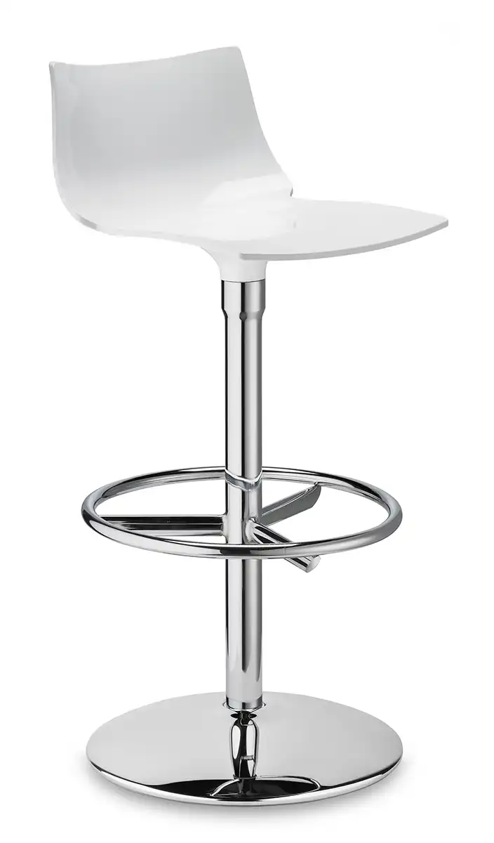 židle s ocelovou konstrukcí